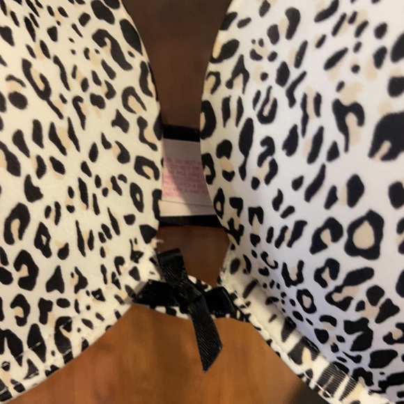 Victoria Secrets black white leopard print push up wire 34D bra - Picture 2 of 6